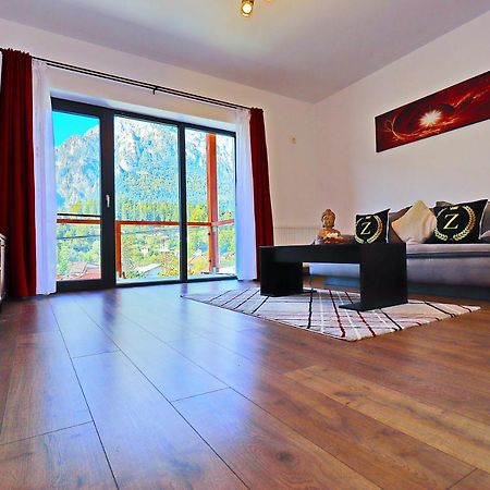 Zefir Apartments بوستين المظهر الخارجي الصورة
